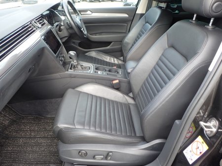 2018 Volkswagen Passat - thumbnail 8