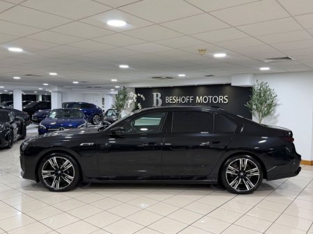 2025 BMW 7 Series - photo 6