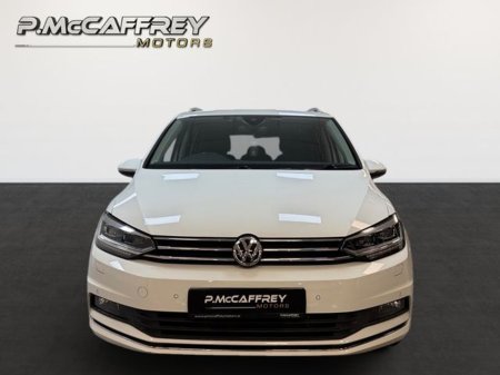 2020 Volkswagen Touran - photo 2