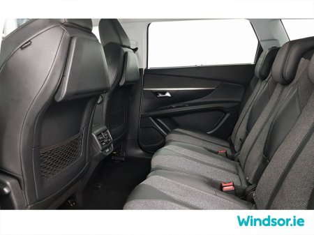 2020 Peugeot 5008 1.2 PureTech 130bhp Allure €29,995 thumbnail