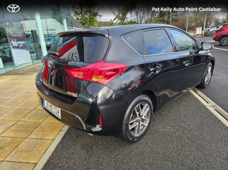 2015 Toyota Auris 1.33 5DR SOL 4DR €13,950 thumbnail
