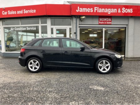 2017 Audi A3 - thumbnail 4