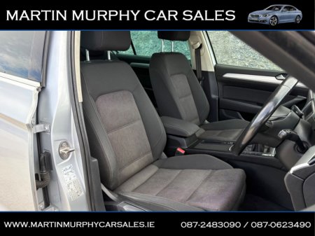 2017 Volkswagen Passat - thumbnail 14