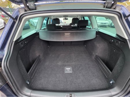 2015 Volkswagen Passat - thumbnail 10