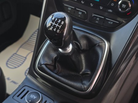 2016 Ford Kuga 2.0TDCI 120PS Titanium €10,950 thumbnail