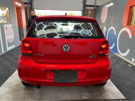 2013 Volkswagen Polo - view 3