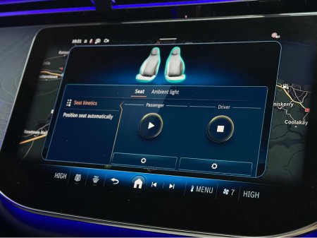 2025 Mercedes-Benz AMG E 53 PREMIUM PLUS E-HYBRID 4MATIC €109,950 thumbnail