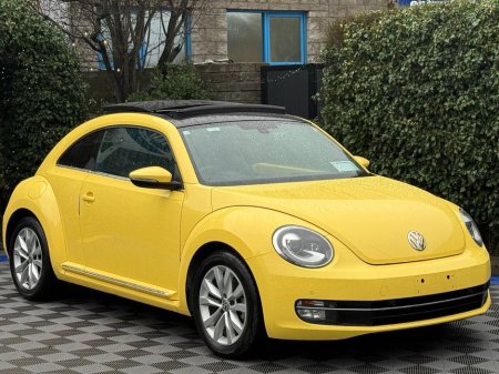 2014 Volkswagen Beetle DESIGN 1.2 TSI // OPENING PAN ROOF // LEATHER HEATED SEATS // PARKING SENSORS €11,950 thumbnail
