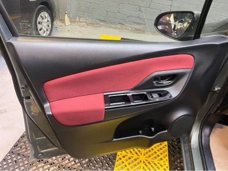 2017 Toyota Vitz 2017 auto (low mileage) €10,995 thumbnail