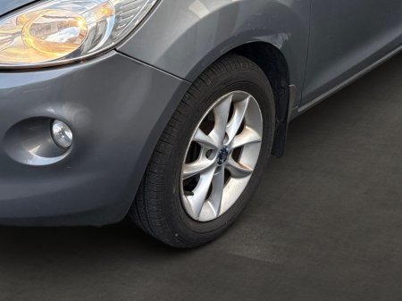 2010 Ford Ka - thumbnail 10