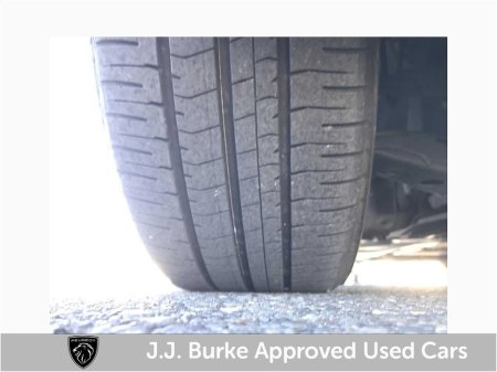 2019 Toyota Corolla - thumbnail 17