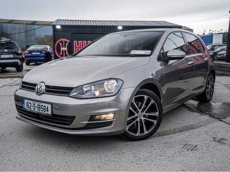 2016 Volkswagen Golf - view 3