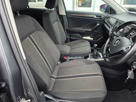 2018 Volkswagen T-Roc - thumbnail 12