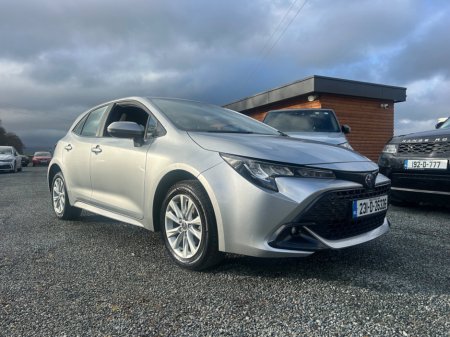 2023 Toyota Corolla 1.8 Hybrid Luna Hatchback €22,850 thumbnail