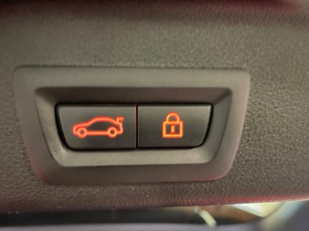 2022 BMW X5 xDrive45e M Sport €43,900 thumbnail