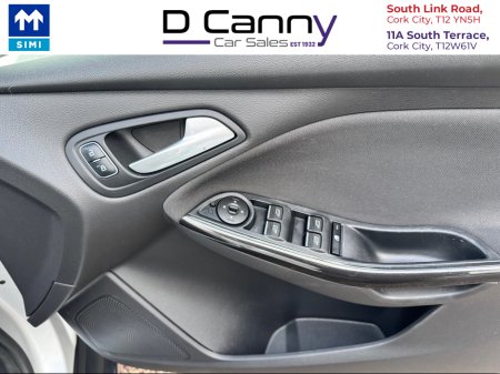2018 Ford Focus TITANIUM 1.0 125PS 6SPEED 4DR €13,900 thumbnail
