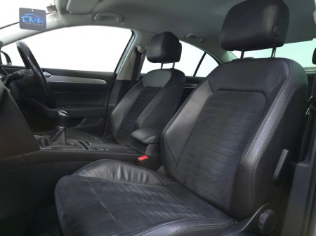 2020 Volkswagen Passat - thumbnail 14