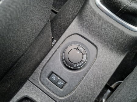 2020 Dacia Duster - thumbnail 11