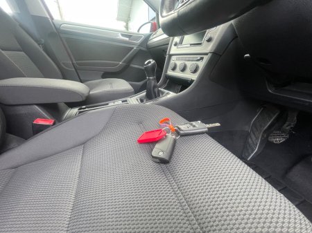 2016 Volkswagen Golf - thumbnail 18