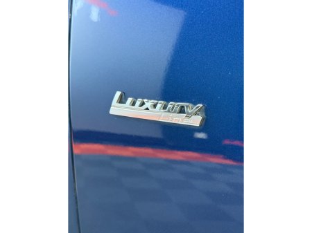 2017 BMW 5 Series - thumbnail 24