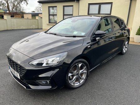2022 Ford Focus 1.0T EcoBoost Hybrid 125PS ST-Line €22,950 thumbnail