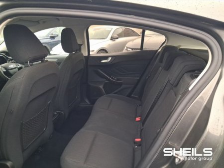 2019 Ford Focus - thumbnail 7