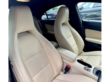 2016 Mercedes-Benz CLA Class - thumbnail 14