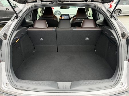 2018 Toyota C-HR (181) 1.8 HYBRID SPORT AUTO €20,450 thumbnail