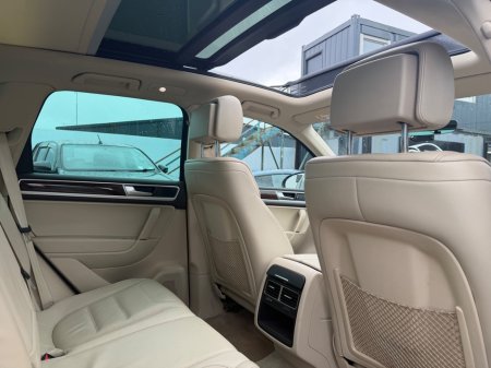 2018 Volkswagen Touareg - thumbnail 20