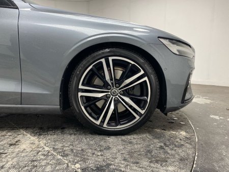 2019 Volvo S60 T5 (250hp) R-Design Auto €25,995 thumbnail