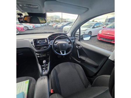 2016 Peugeot 208 1.2 Puretech 110 bhp automatic Allure 5d €9,950 thumbnail