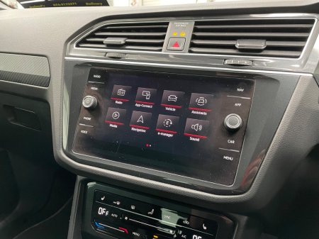 2023 Volkswagen Tiguan  €36,995 thumbnail