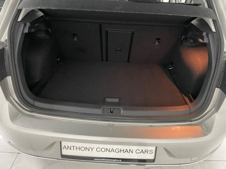 2019 Volkswagen Golf 1.4 TSI 5DR 150HP Highline DSG €15,995 thumbnail