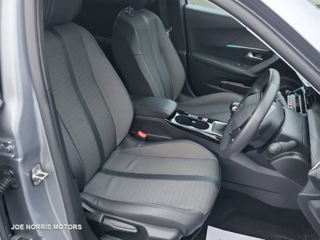 2022 Peugeot 2008 ALLURE 1.5 BLUE HDI 110 €22,995 thumbnail