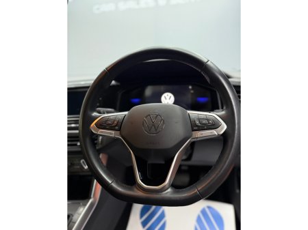 2023 Volkswagen Polo LIFE 1.0 TSI 95BHP D7F 5DR AUTO €19,950 thumbnail