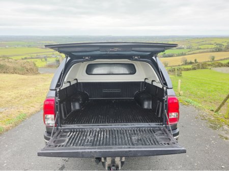 2019 Toyota Hilux 2.4D4D INVINC 148BHP D/C €29,950 thumbnail