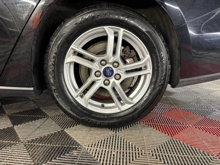 2019 Ford Focus - thumbnail 17