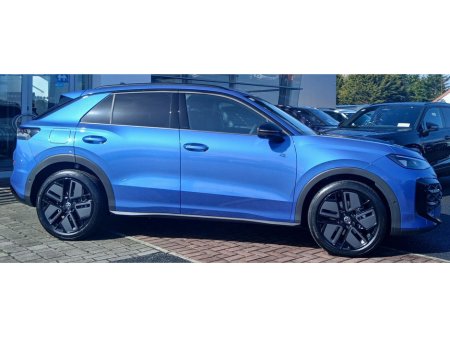2026 Volkswagen T-Roc - thumbnail 2