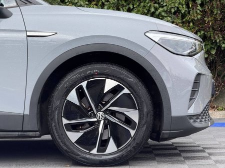 2023 Volkswagen ID.4 - thumbnail 9