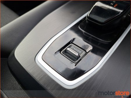 2023 Nissan Qashqai ONE LADY OWENER! ePOWER SV PREMIUM €30,900 thumbnail