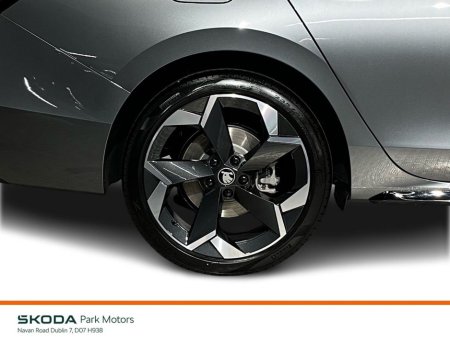 2025 Skoda Superb Sportline DSG 2.0TDI 150BHP - Reversing Camera - Climate Control - Heated Seats - Cruise Control - Keyless Start - Apple CarPlay/Android Auto €53,950 thumbnail