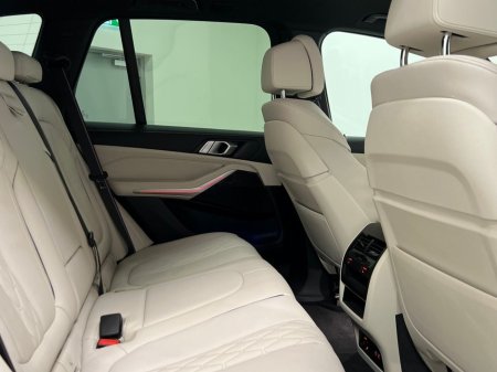 2025 BMW X5 - thumbnail 11