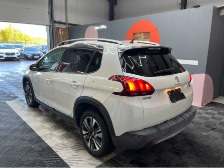 2017 Peugeot 2008 €12950! 2017 PEUGEOT 2008 1.2 AUTOMATIC €12,950 thumbnail