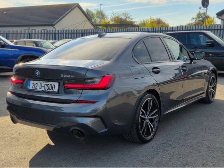 2021 BMW 3 Series - view 4