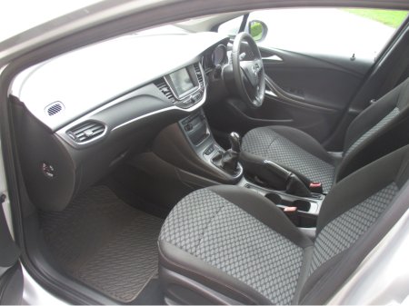 2018 Opel Astra - photo 5