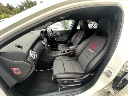 2016 Mercedes-Benz A Class A180 1.6 Petrol Automatic (3835) €15,495 thumbnail