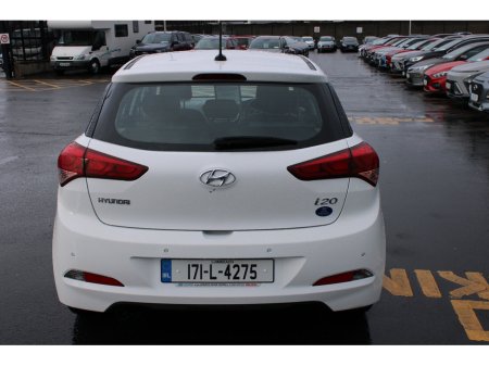 2017 Hyundai i20 - thumbnail 4