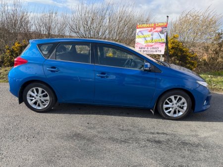 2014 Toyota Auris - thumbnail 8