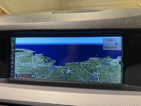 2012 BMW 5 Series - thumbnail 22