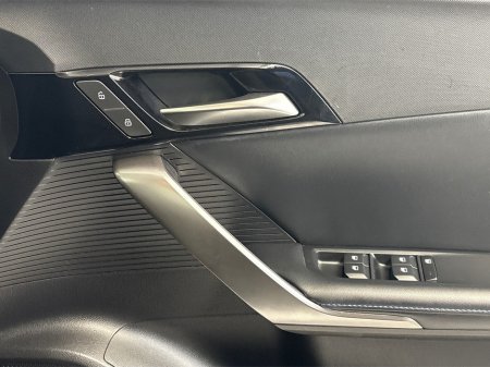 2025 MG 4 EXCITE LR**DIGITAL DASH**MULTIFUNCTIONAL STEERING WHEEL**APPLE CARPLAY ANDROID AUTO**REVERSE CAMERA**KEYLESS START**AIR CONDITIONING**CRUISE CONTROL**BLACK CLOTH INTERIOR**FINANCE AVAILABLE** €25,495 thumbnail